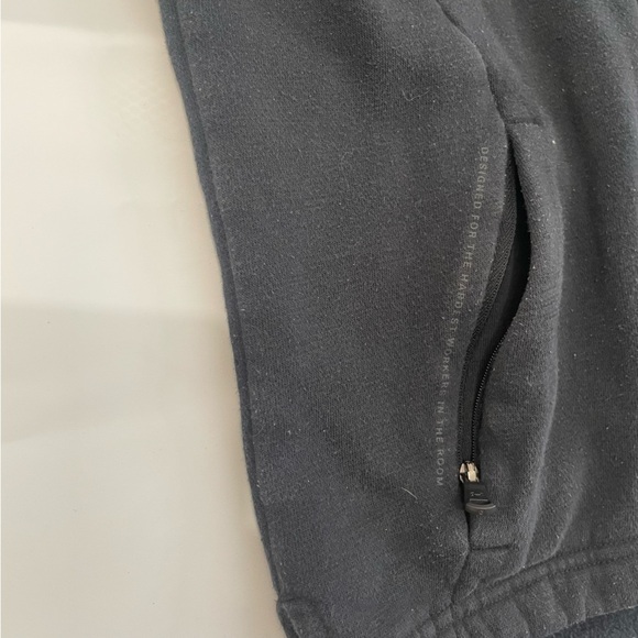 🖤 Youth UA Project Rock Pullover Hoodie by Under Armour 🖤 - Picture 12 of 14